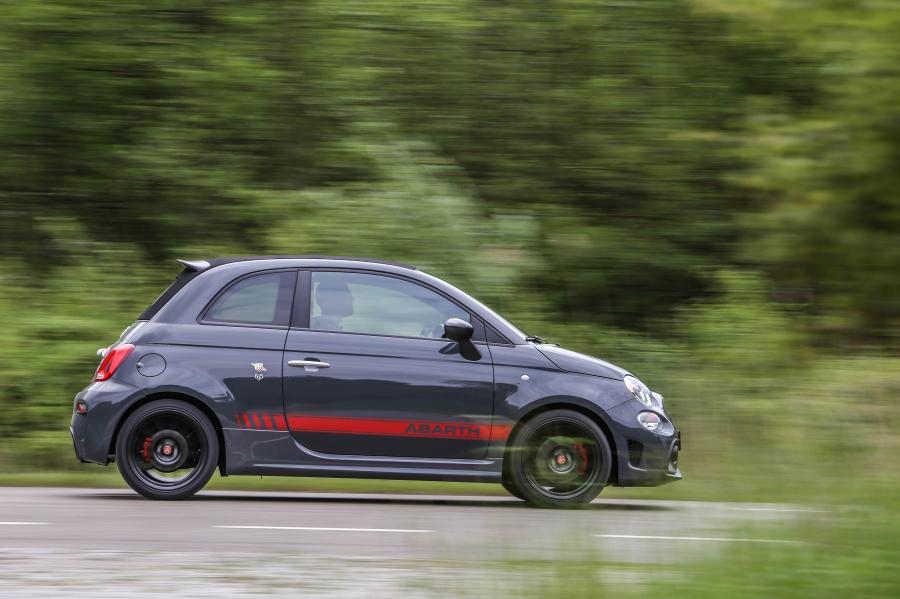  Abarth 695C XSR Yamaha (312) 2017 года  (фото 42 из 44)